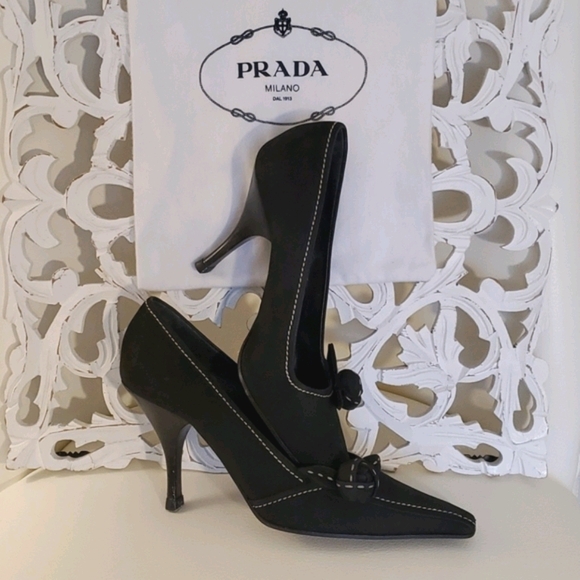 Prada Fashion Rose Nubuck Nero Heels - Picture 1 of 16